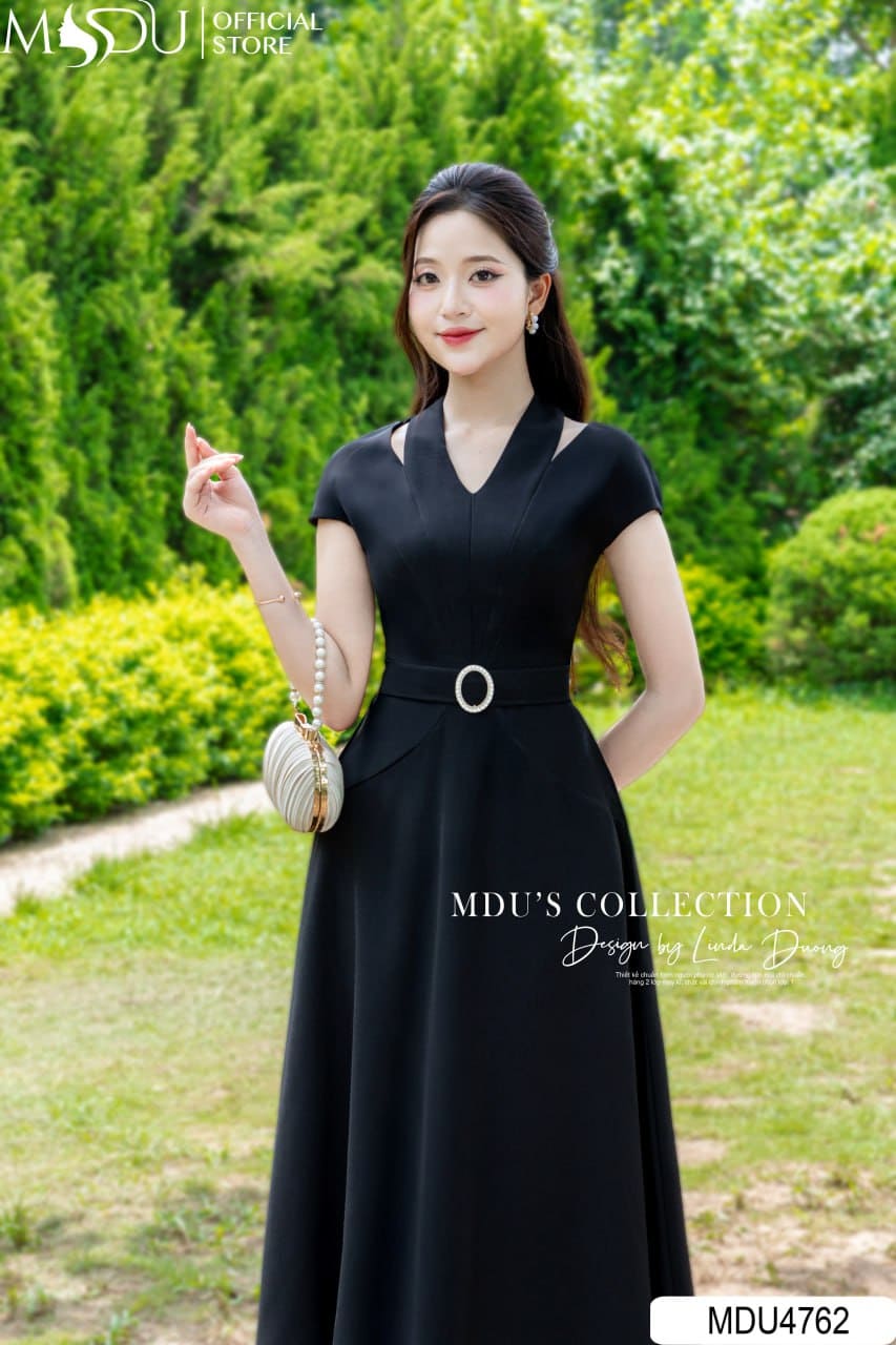 Gợi Ý Đầm Dự Tiệc Cưới Tuổi 40 – Đẹp Tinh Tế Khó Cưỡng 4 Đầm dự tiệc cưới tuổi 40 - Đầm dạ hội dài