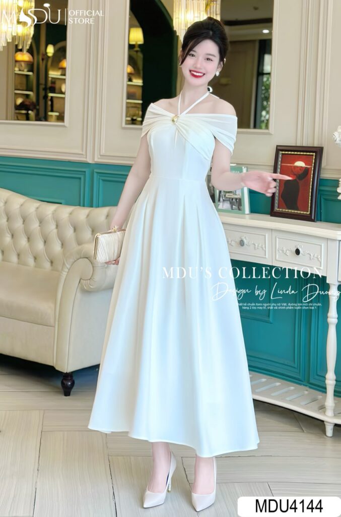 Top 10+ Mẫu Đầm Body Cổ Yếm Cao Cấp Từ Thương Hiệu Mdu Fashion 11 Đầm cổ yếm chất chevron hàn phối nhũ cao cấp
