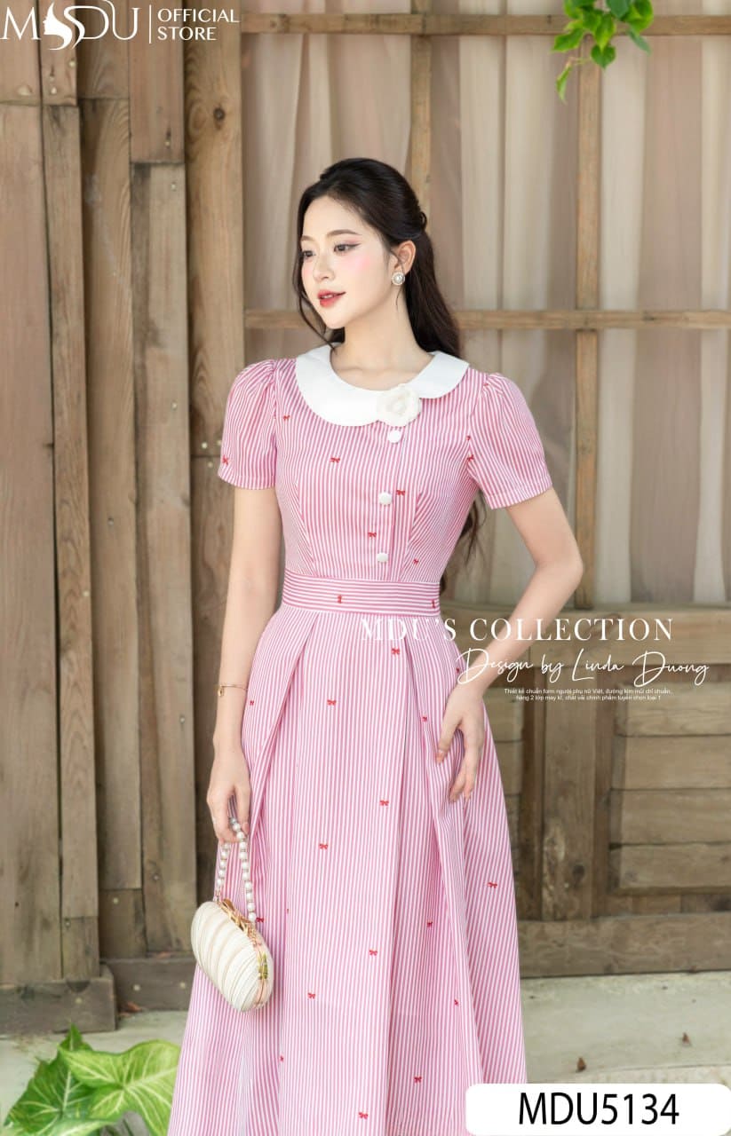 Top List Váy Big Size Dự Tiệc – Tỏa Sáng Theo Cách Riêng Của Bạn 4 Váy bigsize dự tiệc xếp ly - Cứu cánh cho vòng eo lớn