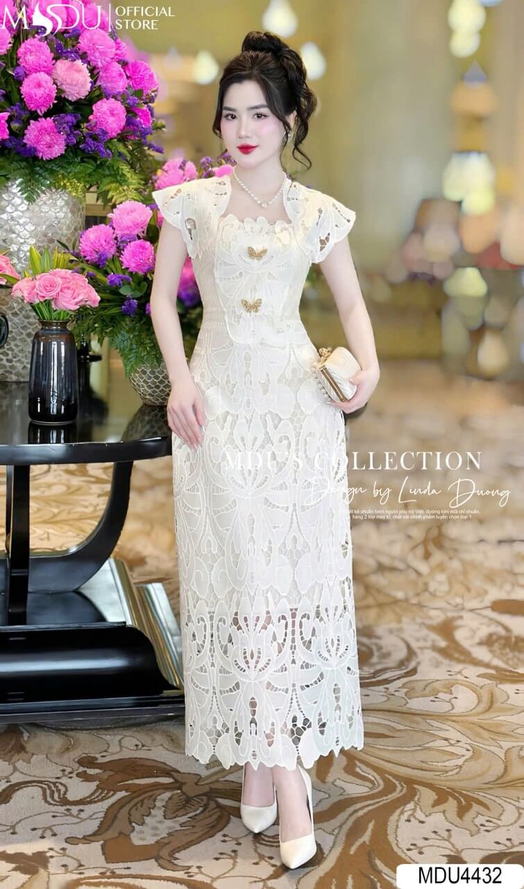 Khám Phá Top 10+ Đầm 2 Dây Dự Tiệc Sang Trọng - Lộng Lẫy 2025 7 Các Kiểu Đầm 2 Dây Dự Tiệc Đẹp Lung Linh - Đầm 2 Dây Phối Ren Hoặc Lưới