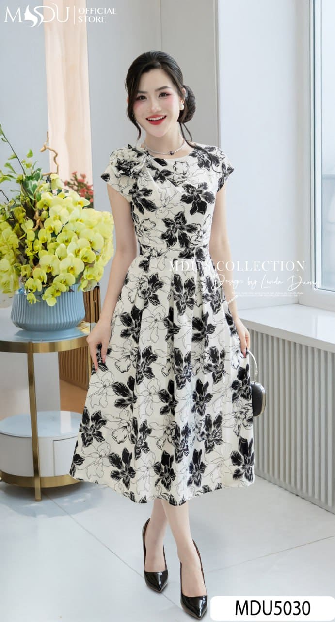 Tỏa Sáng Với Đầm Dạ Hội Thiết Kế: Bí Quyết Chọn Váy Đẹp, Chuẩn Form, Chuẩn Gu 7 Đầm Dạ Hội Thiết Kế Cho Dáng Người Hình Quả Táo