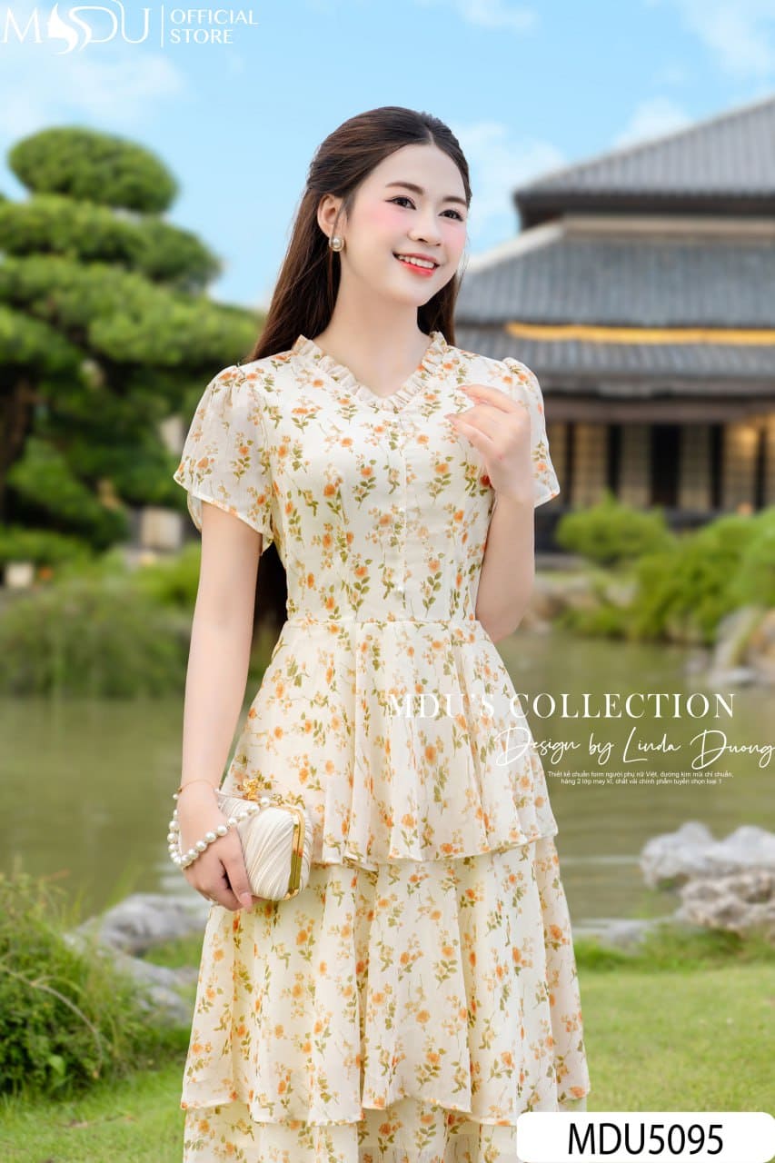 Đầm Dự Tiệc Xẻ Tà – Bí Quyết Tỏa Sáng Sang Trọng Và Quyến Rũ 12 Đầm dự tiệc xẻ tà - Voan