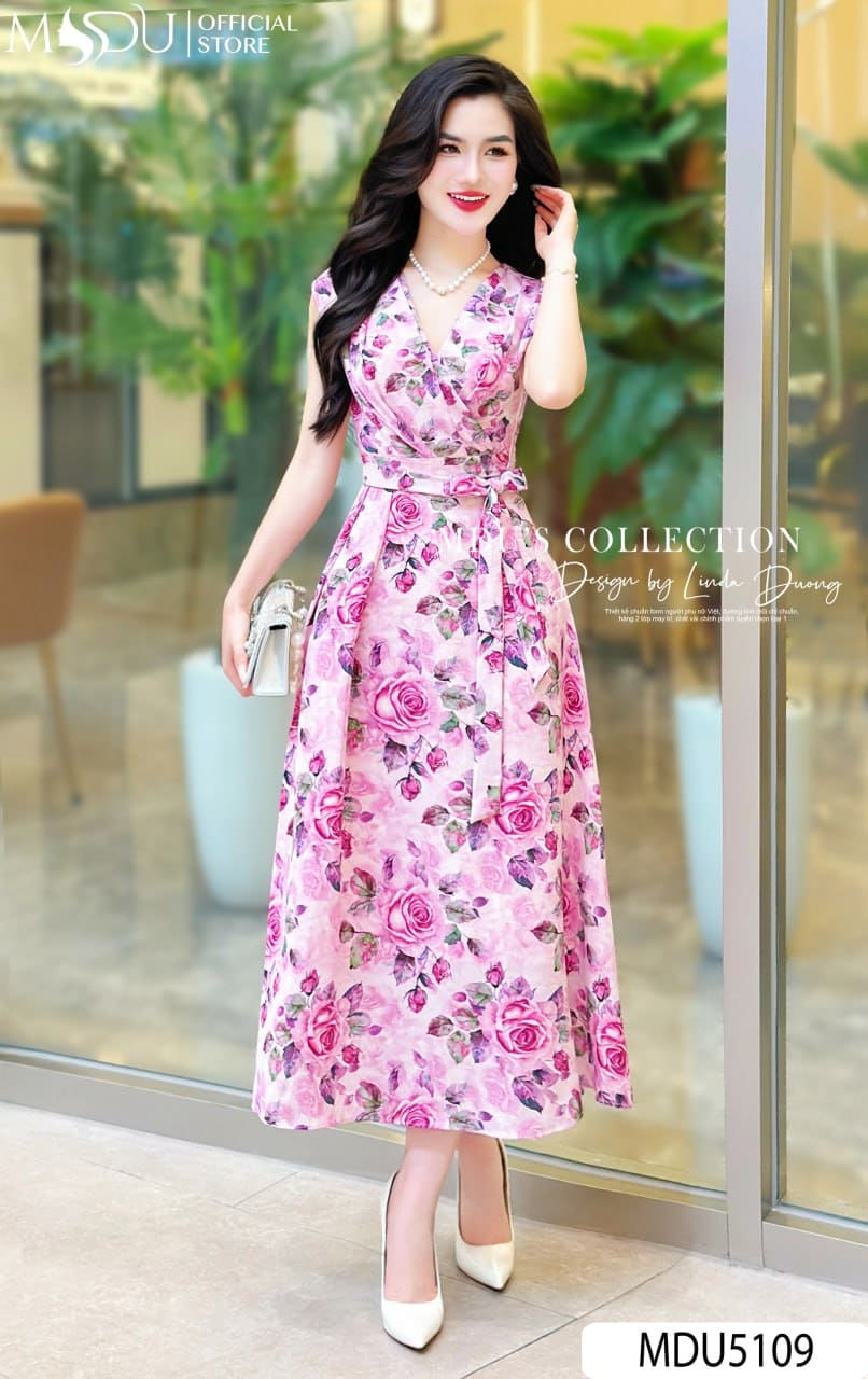 Đầm Lụa Dự Tiệc – Biểu Tượng Của Sự Sang Trọng Và Thanh Lịch 2 Đầm Lụa Dự Tiệc Là Gì? Vì Sao Lụa Lại “Thống Trị” Thời Trang Tiệc Tùng?