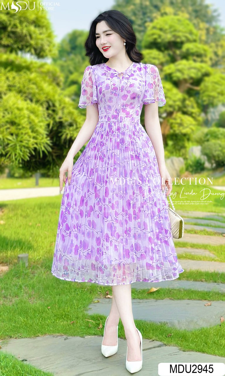 Top 10+ Mẫu Đầm Màu Tím Đi Dự Tiệc Gây Thương Nhớ Nhất 7 Đầm màu tím đi dự tiệc xếp ly