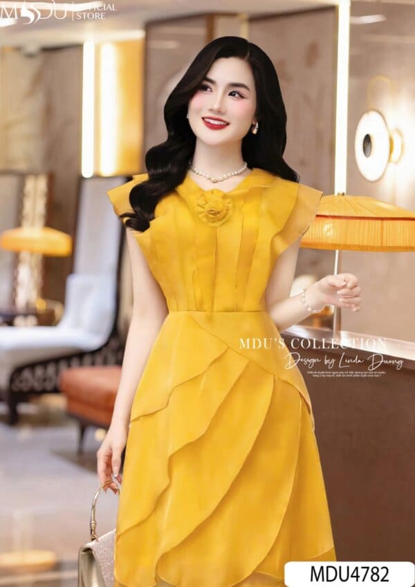 6 Kiểu Đầm Màu Vàng Dự Tiệc Đẹp Sang Khó Cưỡng 9 Chất Liệu Nào Phù Hợp Cho Đầm Màu Vàng Dự Tiệc