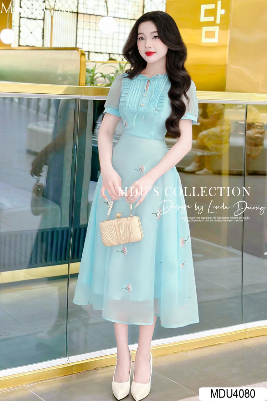 10 Xu Hướng Thời Trang Đầm Voan Thiết Kế - Thanh Lịch Và Nữ tính 12 Phối Đồ Với Đầm Voan Thiết Kế Cho Sự Kiện Trang Trọng