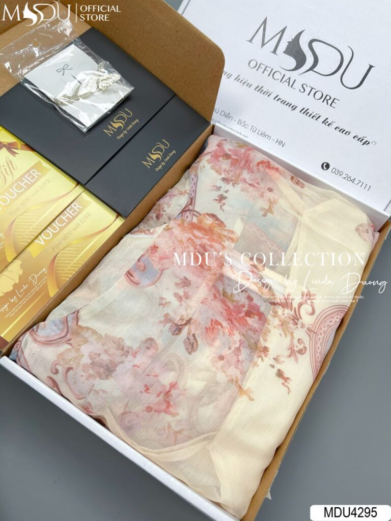 Top 10+ Đầm Cá Tính Dự Tiệc Phá Cách Cho Phái Đẹp – Phong Cách Độc Đáo Và Hiện Đại 15 Đầm Váy Được Đóng Gói Cẩn Thận - Fullbox Đến Tay Khách Hàng