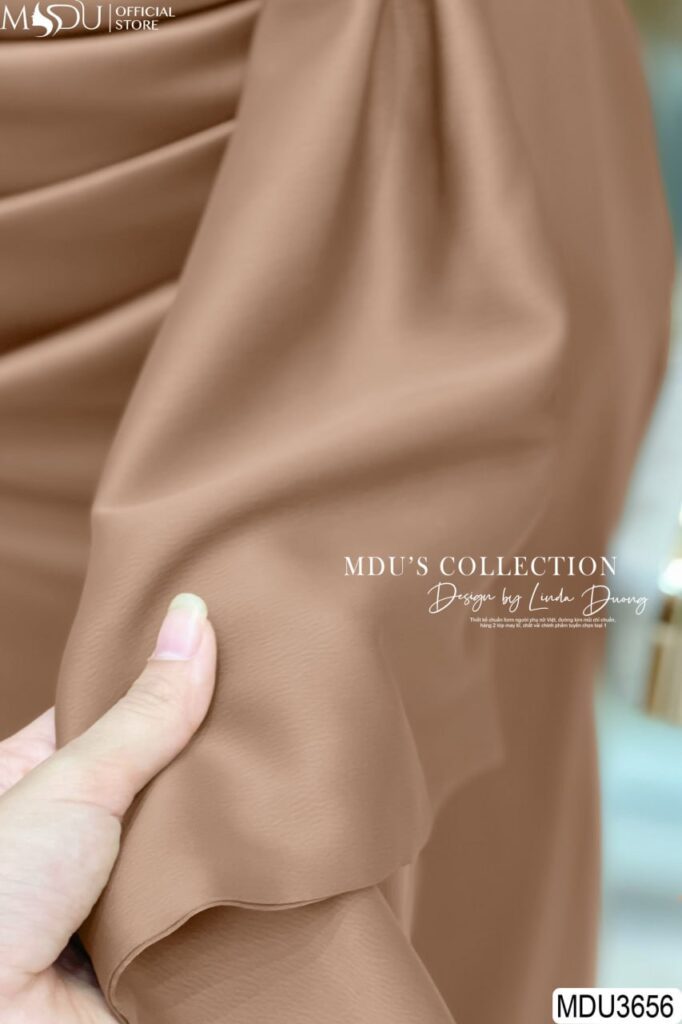 Váy Thiết Kế MDU3656 Chất Liệu Lụa Twist Satin Cao Cấp Đính Hoa Tinh Tế 22 Váy Thiết Kế MDU3656 - Chất Liệu Lụa Twist Satin Vân Cao Cấp Mang Đến Độ Bóng Mượt, Mềm Mại Và Mướt Tay