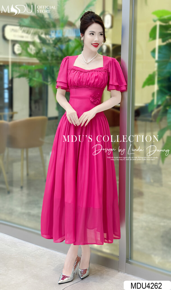 Váy Thiết Kế MDU4262 Màu Hồng Dáng Dài Cổ Vuông Cuốn Hút