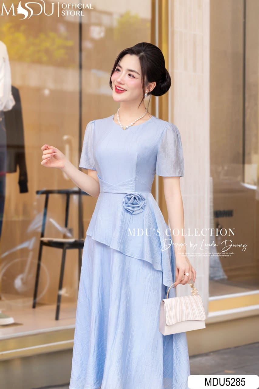 Đầm Xòe Dáng Dài – Bí Mật Khiến Bạn Ghi Điểm Với Vẻ Đẹp Thanh Tao Và Dịu Dàng 9 Đầm Xòe Dáng Dài Chất Liệu Bền Vững