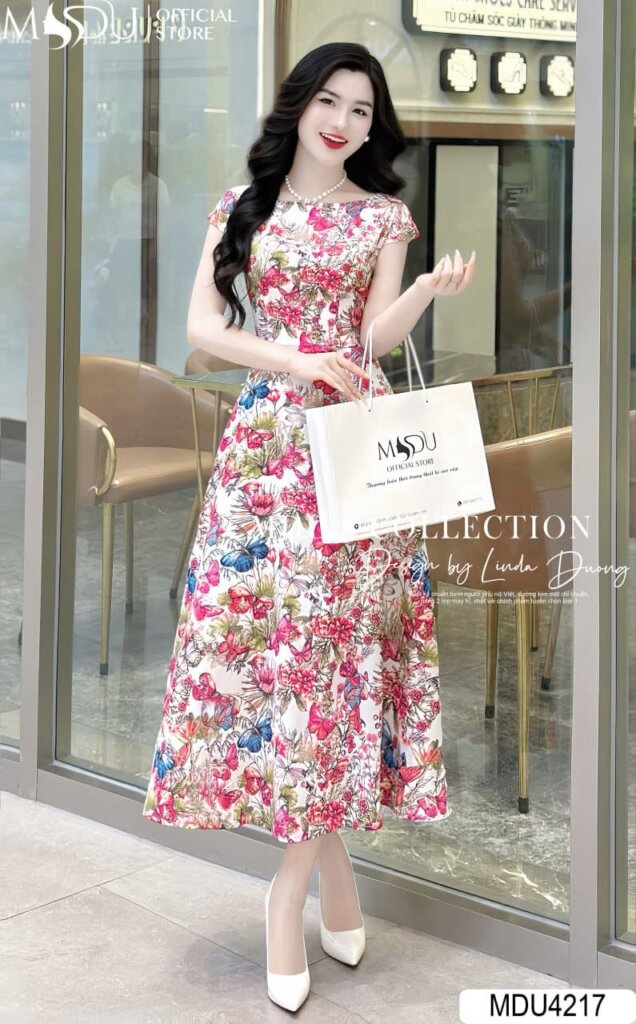 Top 10+ Mẫu Đầm Sát Nách Dáng Dài Thanh Lịch Và Sang Trọng Cho Phái Đẹp 5 Đầm sát nách dáng dài họa tiết hoa