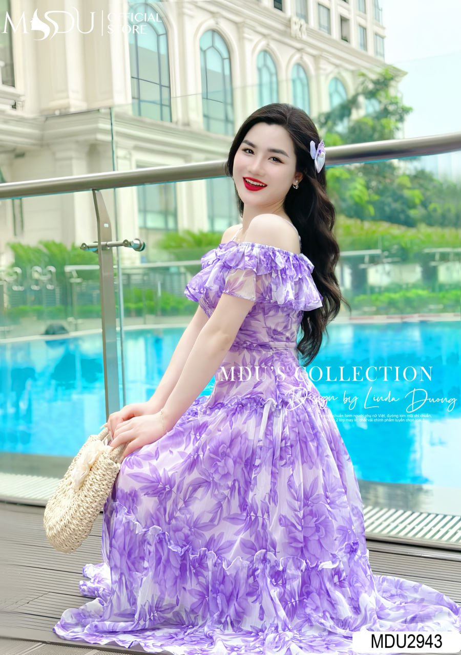 Top 10+ Váy 2 Dây Công Chúa - Phong Cách Xinh Yêu Cho Mọi Cô Nàng 11 Phối váy 2 dây công chúa với phụ kiện