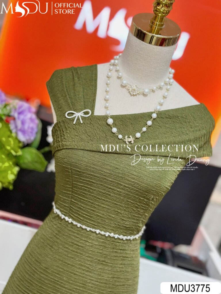 Váy Thiết Kế MDU3775 – Màu Rêu Nổi Bật Với Nơ Cài Vai Tinh Tế Tỉ Mỉ Tạo Điểm Nhấn Cho Trang Phục 21 Váy Thiết Kế MDU3775 - Chất Liệu Visco Nhật Mềm Mại Cao Cấp