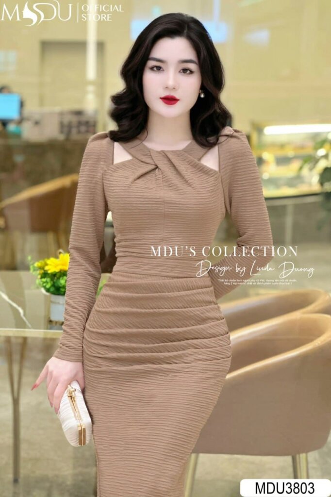 Top 10+ Mẫu Đầm Body Thiết Kế Cao Cấp Giúp Nàng Tỏa Sáng Mọi Lúc Mọi Nơi 2 Đầm body thiết kế – Biểu tượng của sự quyến rũ và phong cách