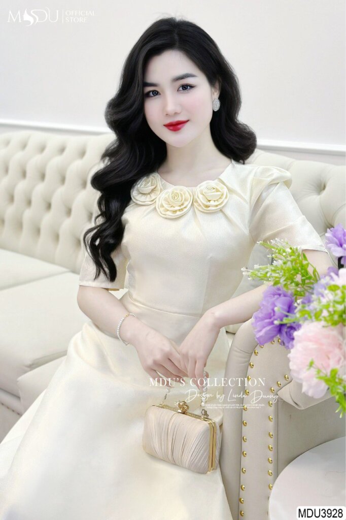 10+ Mẫu Váy Trắng Công Sở Thanh Lịch, Tôn Vẻ Đẹp Tinh Khôi 17 Cách phối phụ kiện với váy trắng công sở