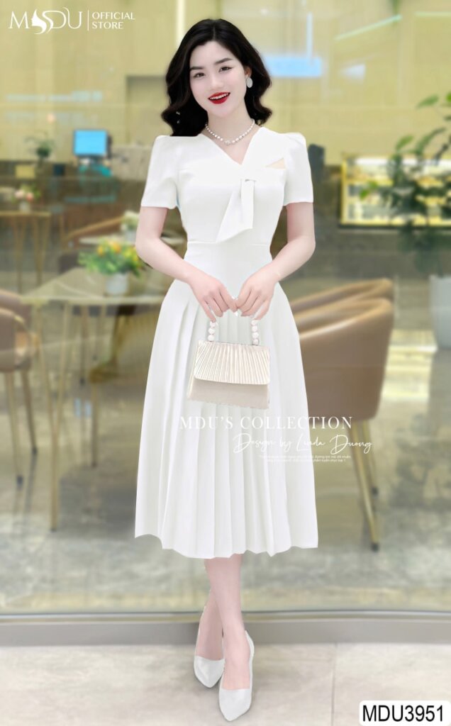 Váy Thiết Kế MDU3951 – Màu Trắng Tinh Khôi Tay Bồng Kết Hợp Chi Tiết Cut-Out Trước Ngực Quyến Rũ