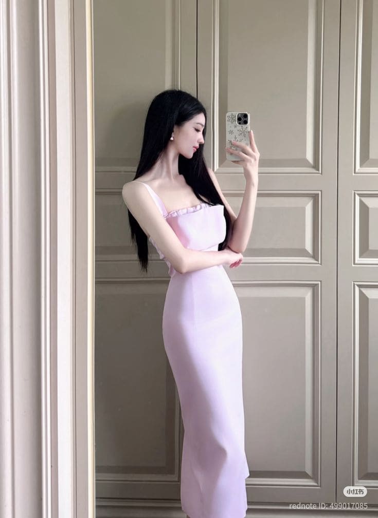Top 7+ Mẫu Đầm Body 2 Dây Đi Tiệc Hot Nhất 2025 Cho Nàng Gây Thương Nhớ 5 Chọn Đầm Body 2 Dây Đi Tiệc Theo Dáng Người
