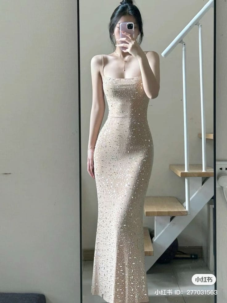 Top 7+ Mẫu Đầm Body 2 Dây Đi Tiệc Hot Nhất 2025 Cho Nàng Gây Thương Nhớ 8 Phối Đồ Với Đầm Body 2 Dây Đi Tiệc