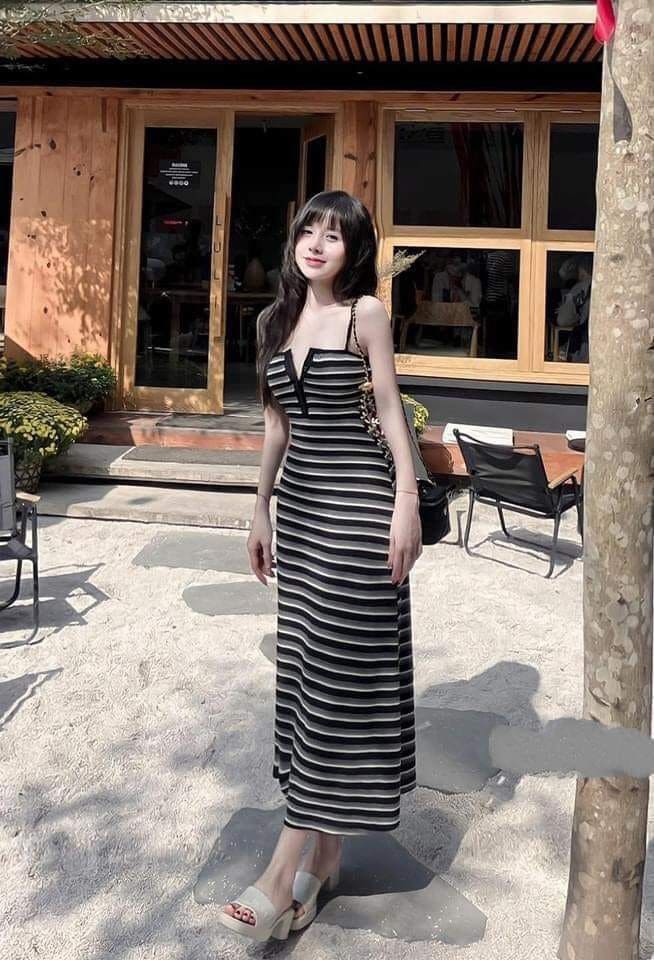 10+ Mẫu Đầm Body 2 Dây Đẹp Nhất 2025 – Bí Quyết Cho Phái Đẹp Tự Tin 12 Chọn Góc Chụp Phù Hợp Cho Đầm Body 2 Dây