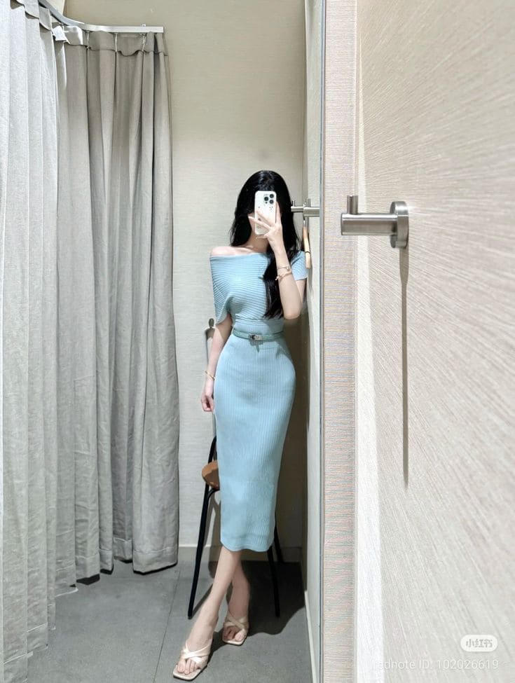 Khám Phá Đầm Len Dáng Dài: Phong Cách Thanh Lịch Cho Ngày Đông Lạnh 14 Cách Bảo Quản Đầm Len Dáng Dài