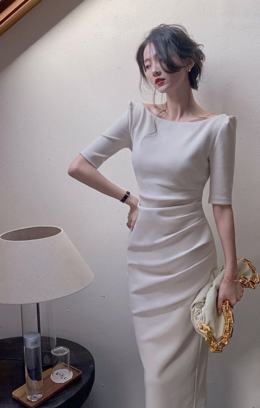 Đầm Thun Body Dài Qua Gối – Item “Must-have” Cho Phong Cách Quý Cô Hiện Đại 14 Cách Bảo Quản Đầm Thun Body Dài Qua Gối