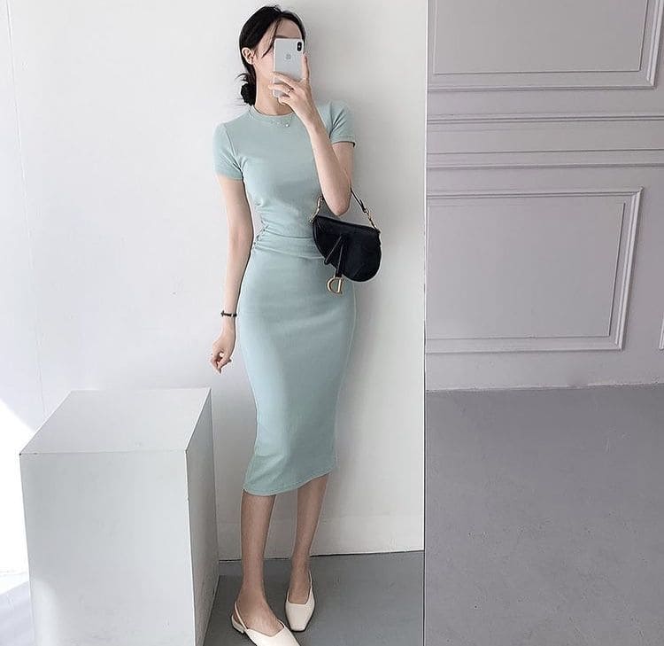 Đầm Thun Body Dài Qua Gối – Item “Must-have” Cho Phong Cách Quý Cô Hiện Đại 9 Chọn Màu Sắc Đầm Thun Body Dài Qua Gối