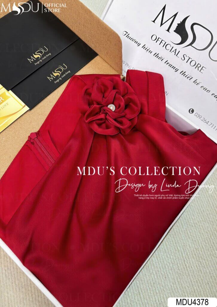 Top 10+ Mẫu Đầm Body 2 Dây Ngắn Quyến Rũ Cho Phong Cách Hiện Đại 3 Vẻ đẹp gợi cảm và năng động của đầm body 2 dây ngắn