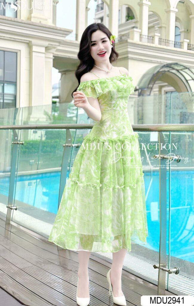 Top 10+ Mẫu Đầm Xòe Trễ Vai Thiết Kế Đẹp Nhất Cho Phái Đẹp 5 Đầm Xòe Trễ Vai Xếp Li – Duyên Dáng Và Uyển Chuyển