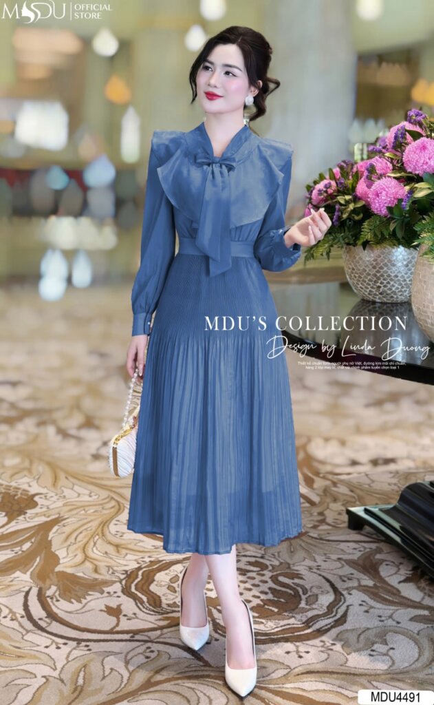 Top 10+ Đầm Dự Tiệc Màu Xanh Dương Sang Trọng, Hiện Đại 4 Đầm Xanh Phối Nơ Cách Điệu