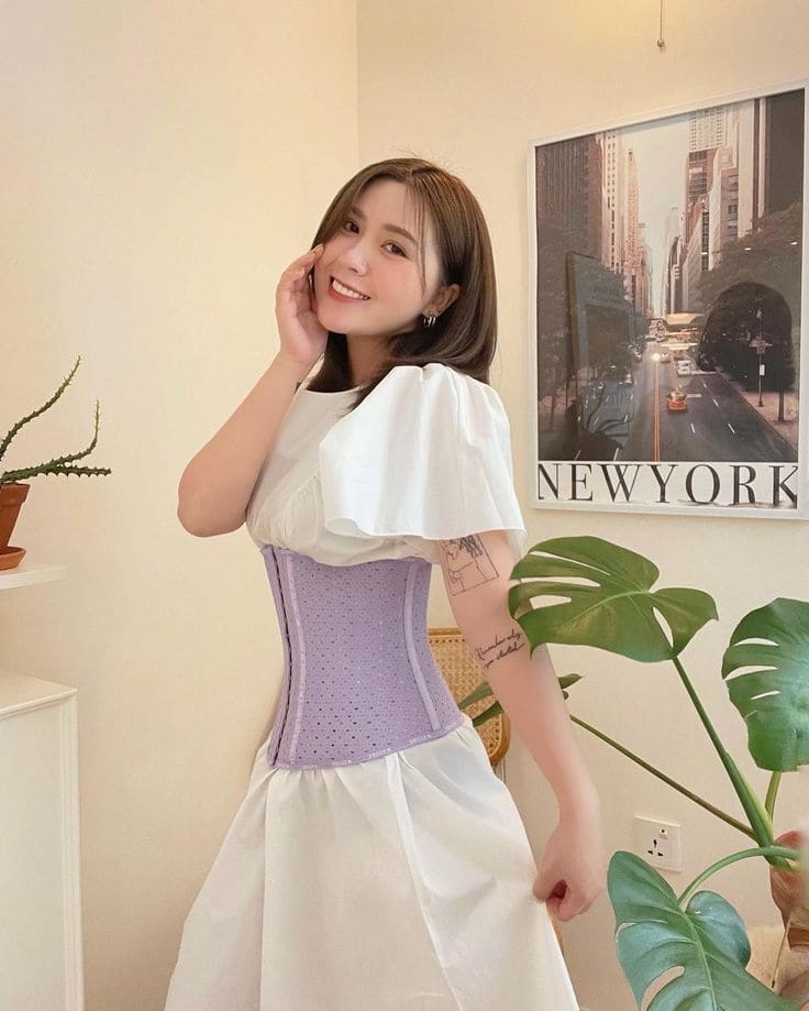 Top 10+ Mẫu Đầm Dự Tiệc Che Bụng Sang Trọng Giúp Tôn Dáng Hoàn Hảo 14 Phụ Kiện Hoàn Thiện Outfit Dự Tiệc
