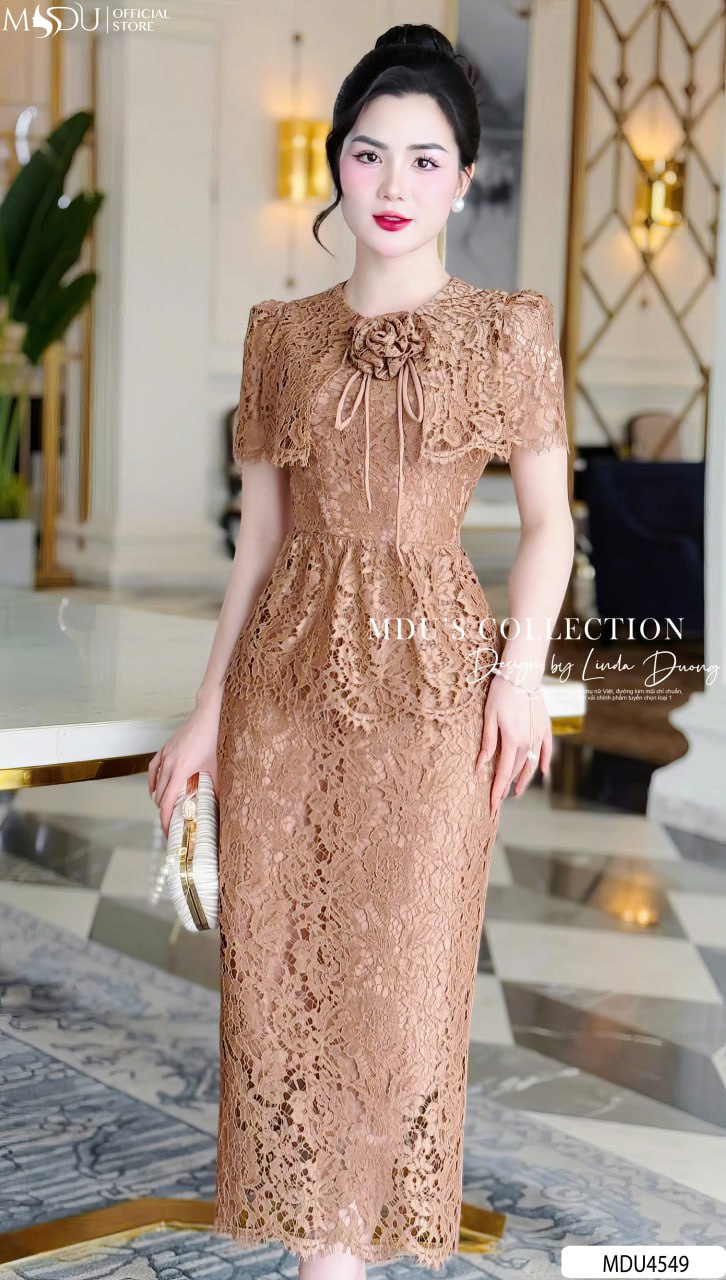 Top 10+ Đầm Dự Tiệc Cho Người Béo Bụng: Tỏa Sáng Với Vẻ Đẹp Đích Thực 4 Đầm dự tiệc cho người béo bụng - đầm peplum