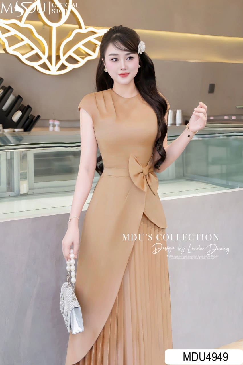 Top 10+ Đầm Dự Tiệc Cho Người Béo Bụng: Tỏa Sáng Với Vẻ Đẹp Đích Thực 7 Đầm dự tiệc cho người béo bụng - Dáng đắp chéo xếp ly