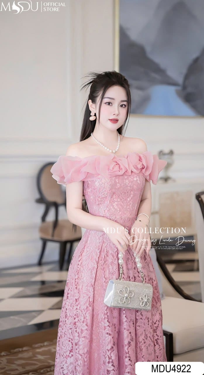 Váy Dự Tiệc Phụ Nữ Tuổi 30 – Thanh Lịch, Cuốn Hút Và Phù Hợp Phong Cách 11 Váy dự tiệc cho phụ nữ tuổi 30 - Phong cách nữ tính