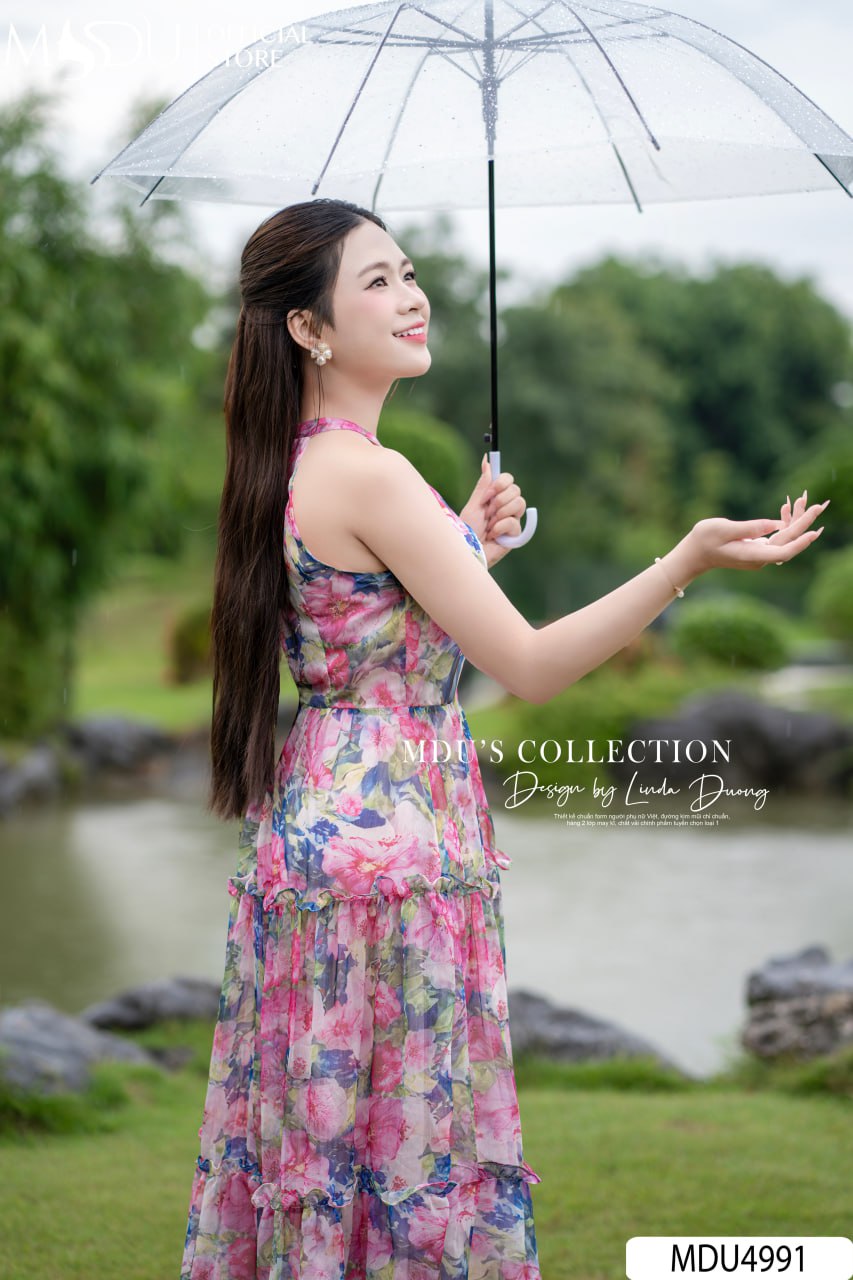 Váy Dự Tiệc Cưới Cho Người Thấp – Bí Quyết Tỏa Sáng Dù “Nấm Lùn” 3 Tầm Quan Trọng Của Tỉ Lệ Trong Trang Phục Tiệc Cưới