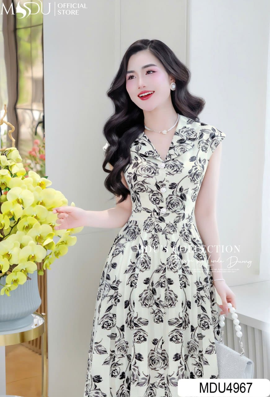 Váy Dự Tiệc Cưới Cho Người Thấp – Bí Quyết Tỏa Sáng Dù “Nấm Lùn” 4 Váy Dự Tiệc Cưới Cho Người Thấp Khác Gì So Với Dáng Trung Bình?
