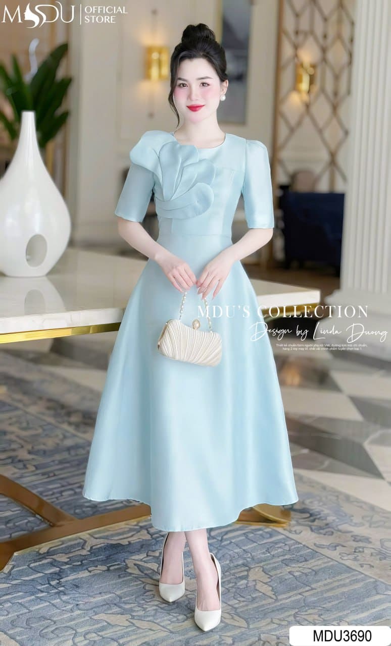 Top 10+ Mẫu Váy Dự Tiệc Màu Xanh Dương Thanh Lịch 5 Váy Dự Tiệc Màu Xanh Đính Hoa Tinh Tế