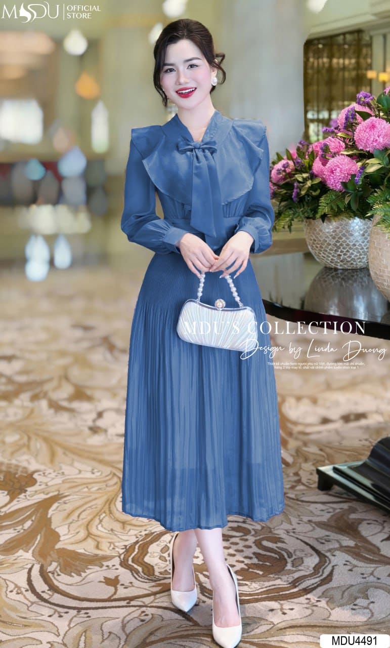 Top 10+ Mẫu Váy Dự Tiệc Màu Xanh Dương Thanh Lịch 10 Các Kiểu Dáng Váy Dự Tiệc Màu Xanh Dương Khiến Bạn "Đốn Tim" Mọi Ánh Nhìn - Váy Tay Dài
