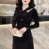 Váy Thiết Kế MDU3553 Màu Đen Cổ Xẻ Chiết Eo Thu Hút Ánh Nhìn 8 photo 2025 02 27 17 40 39 Mdu Fashion