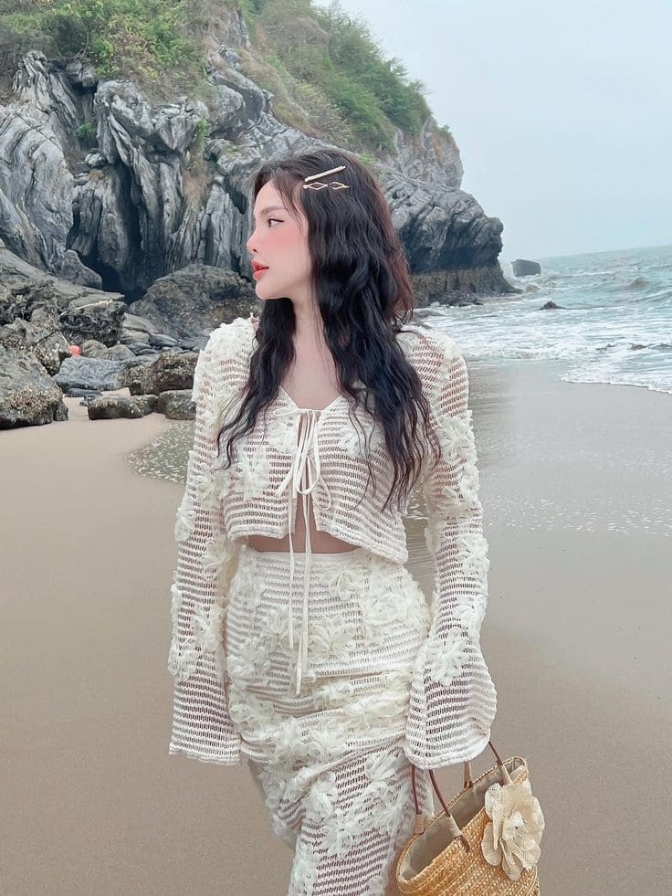 Mẹo Phối Đồ Áo Cardigan Đi Biển Để Đẹp Từ Sáng Đến Tối 11 Những Mẫu Áo Cardigan Đi Biển Đẹp Nhất 2025 - Áo Cardigan Voan Dáng Dài