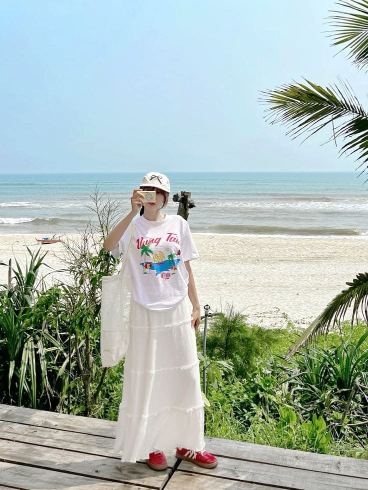 Top 7+ Mẫu Áo Đi Biển Hot Trend - Bạn Đã Sở Hữu Chưa? 12 Các Loại Áo Đi Biển Được Yêu Thích Nhất - Áo Thun, Áo Phông