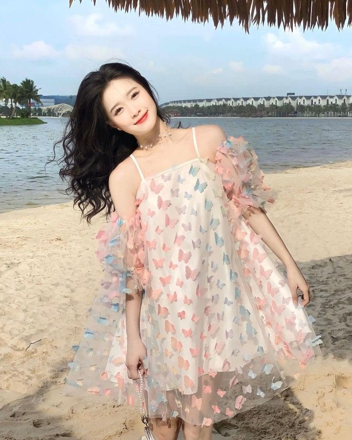 Top 7+ Mẫu Áo Đi Biển Hot Trend - Bạn Đã Sở Hữu Chưa? 10 Áo đi biển - Áo Hai Dây