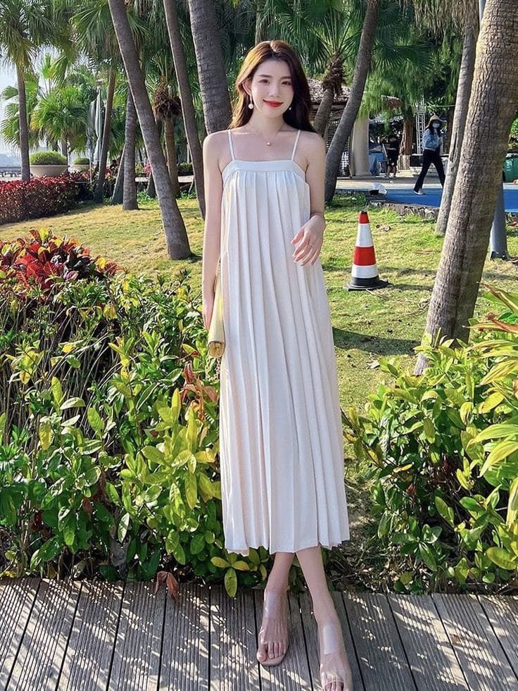 Đầm Maxi Trắng Đi Biển Duyên Dáng Bên Sóng Biển Tinh Khôi 3 Kiểu Dáng Đầm Maxi Trắng Đi Biển - Đầm Hai Dây