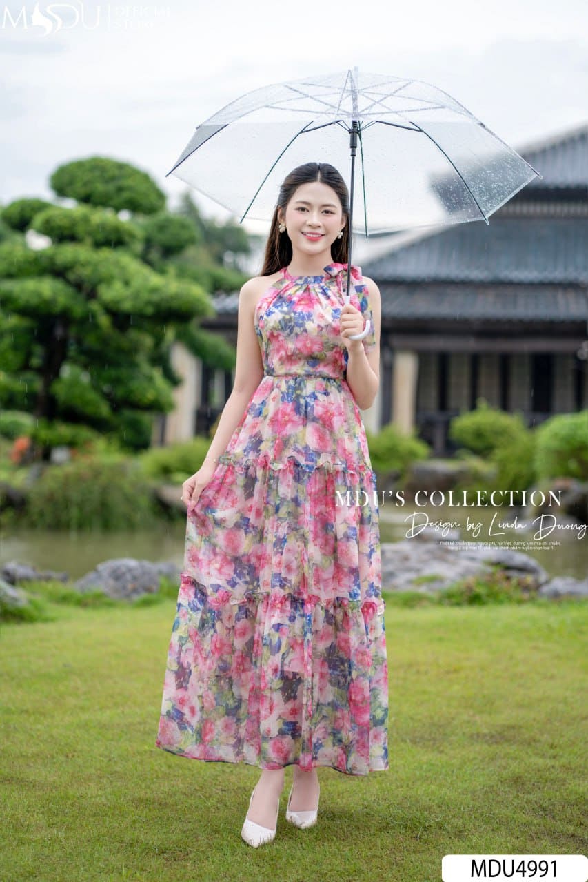 Đi Biển Mặc Gì Cho Đẹp? 6+ Cách Mix Đồ Xinh Hết Ý 3 Váy Đi Biển – Ngôi Sao Sáng Của Mọi Bãi Biển