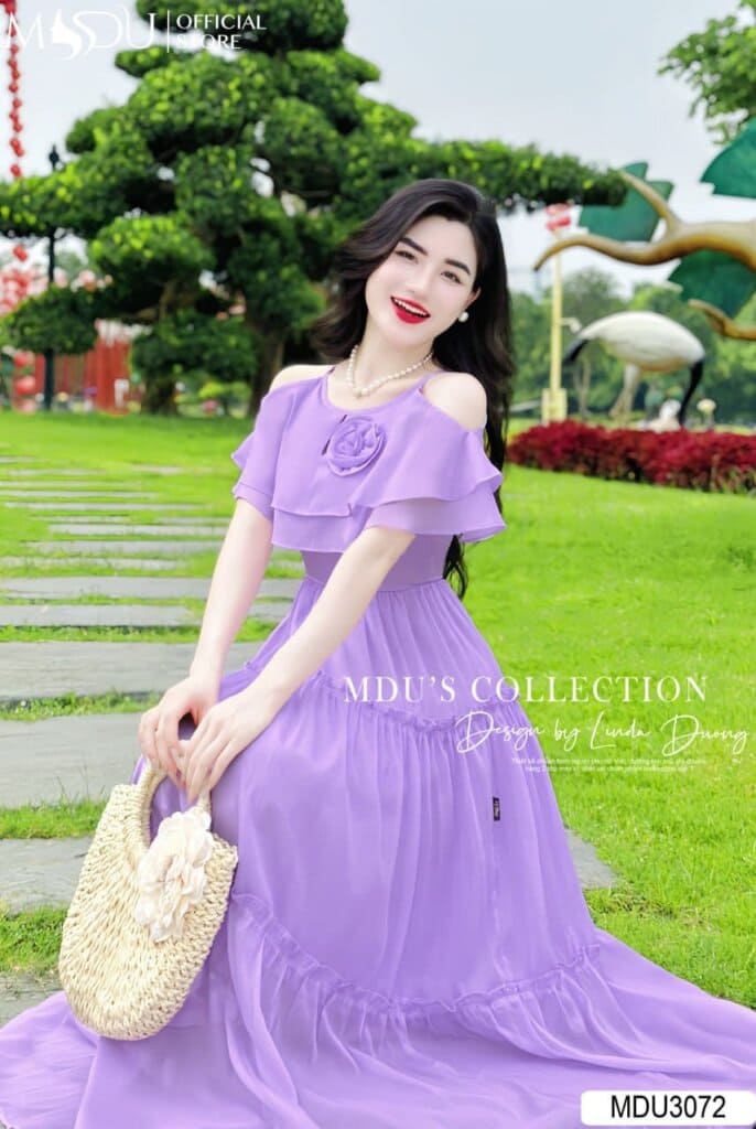 Đi Biển Mặc Gì Chụp Hình Đẹp? Mách Nàng Top Mẫu Váy Thiết Kế Hot Mùa Hè 2025 8 Đi biển mặc gì chụp hình đẹp - Phụ Kiện