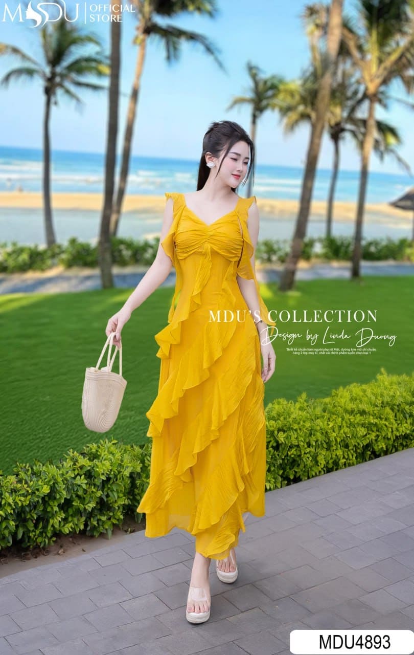 Top 7 Mẫu Váy Maxi Đi Biển Đẹp Khiến Nàng Mê Mẩn 4 Những Kiểu Dáng Váy Maxi Đi Biển Đẹp Khiến Bạn Muốn "Rinh" Hết Về Nhà - Váy Maxi Hai Dây