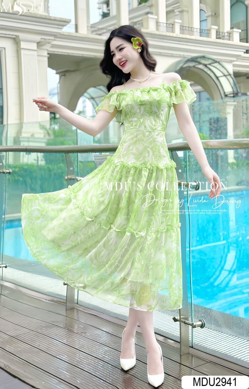 Trẻ Hơn Tuổi Với Thời Trang Trung Niên Đi Biển Đỉnh Cao 3 Gợi Ý Top 7+ Thời Trang Trung Niên Đi Biển Để "Trẻ" Ra Vài Tuổi - Đầm Maxi