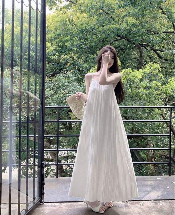 Chọn Váy Dài Đi Biển Đẹp Để “Sống Ảo” Triệu Like 9 Màu Sắc Và Họa Tiết Đẹp Nhất Cho Váy Dài Đi Biển
