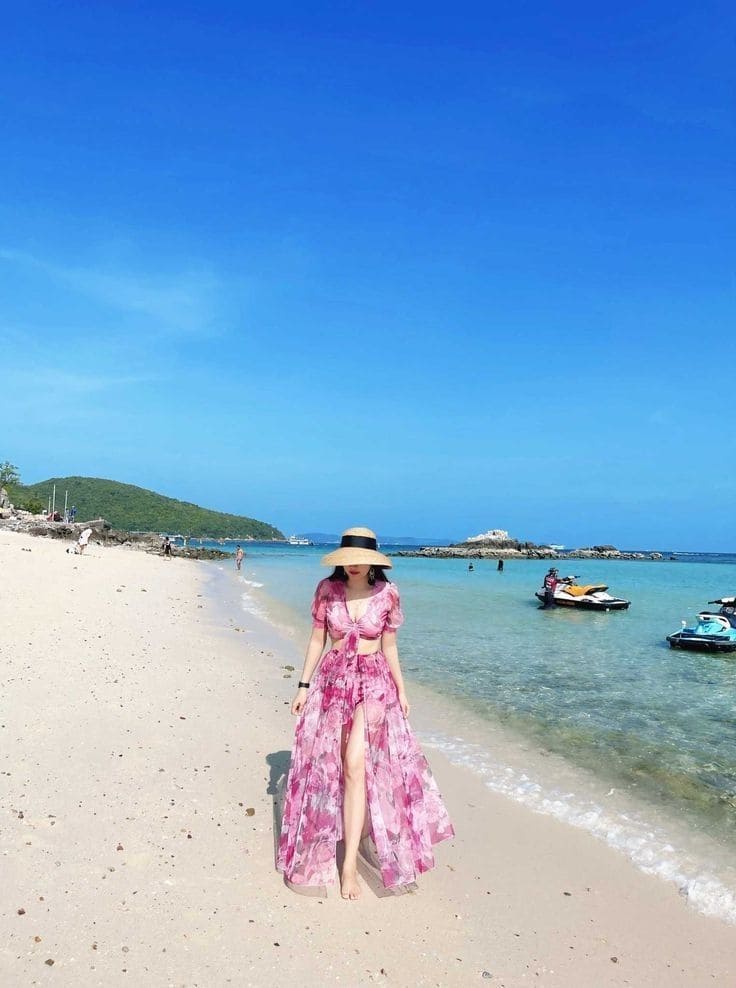 Váy Đi Biển Cho Người Béo, Hành Trình Tự Tin Của Một Cô Nàng Tròn Trịa 2 Váy Đi Biển Cho Người Béo, Hành Trình Tự Tin Của Một Cô Nàng Tròn Trịa