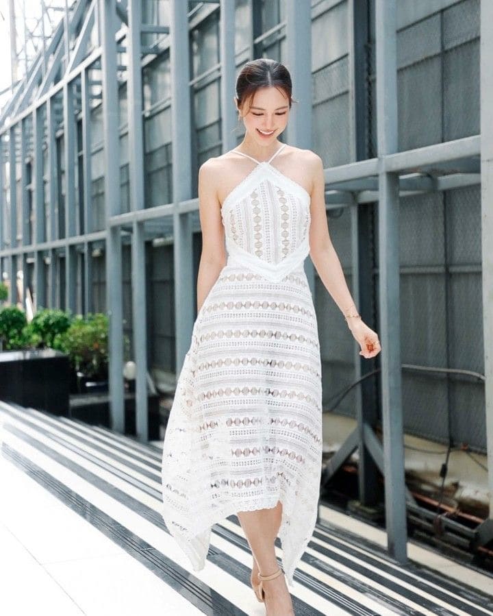 Gợi Ý 4 Kiểu Áo Yếm Đi Biển Cực Xinh Nàng Diện Là Ghiền 12 Xu Hướng Áo Yếm Đi Biển 2025 - Cập nhật Ngay