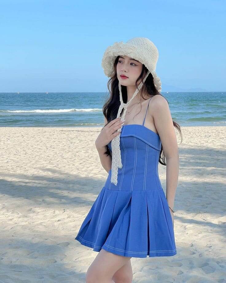 8 Cách Diện Đồ Đi Biển Sao Cho Xinh? Bí Kíp Từ Fashionista 9 Cách Diện Đồ Đi Biển Để Nổi Bật Nhất Biển - Chọn Phụ Kiện